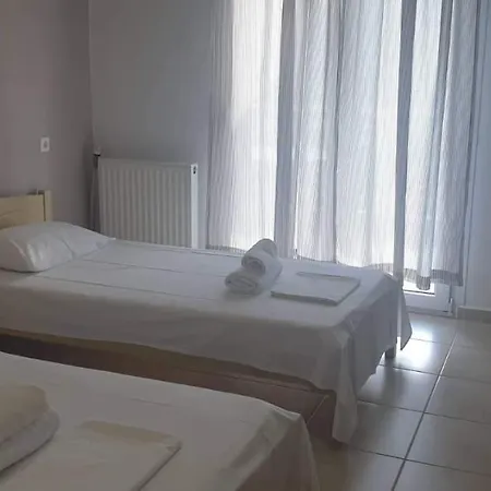 Achilleas * Paralía Skotínis