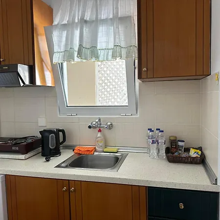 Achilleas Apartment *