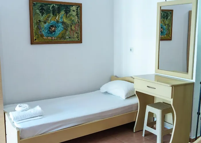 Apartment Achilleas Paralia Skotinis