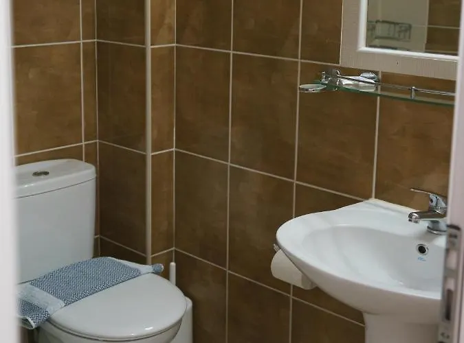 Achilleas * Paralia Skotinis