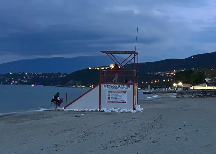 Achilleas Paralia Skotinis